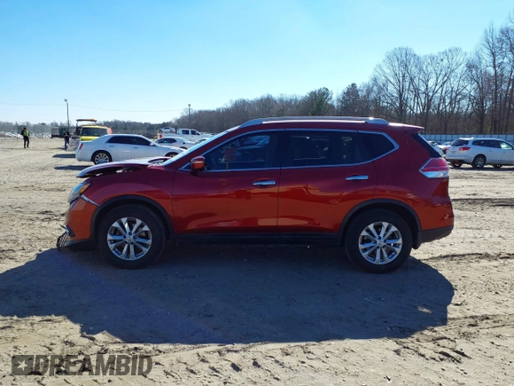 2015 Nissan Rogue SL with VIN 5N1AT2MTXFC927747, listed as a IAAI auction lot 41336830 with 82,098 mi miles. Bid and sale history available at carsss.com. Image 14.