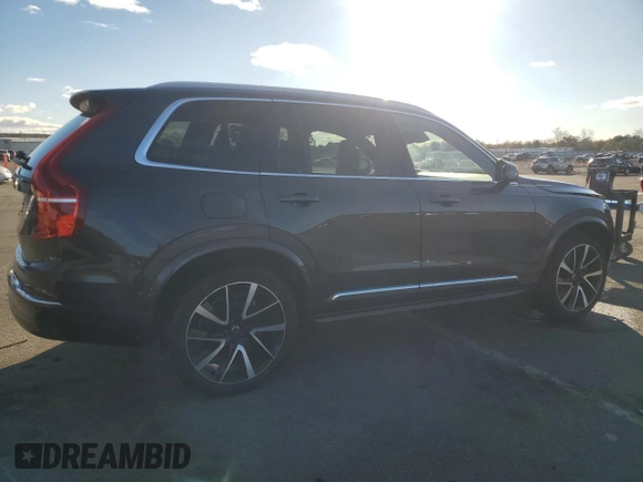 2023 Volvo XC90 Plus with VIN YV4062PN9P1984620, listed as a Copart auction lot 84112814 with 15,422 mi miles and Salvage Title. Bid and sale history available at carsss.com. Image 3.