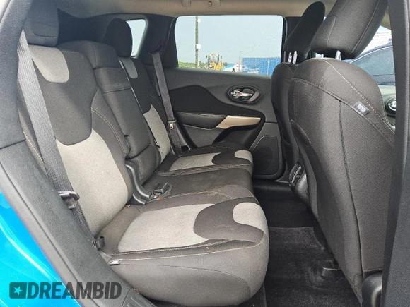 2018 Jeep Cherokee Latitude с VIN 1C4PJLCB9JD539012, выставлен на аукционе Copart как лот 64499005 с пробегом 65 222 миль миль и Чистый • Clean title. История ставок и продаж доступна на DreamBid. Изображение 10.