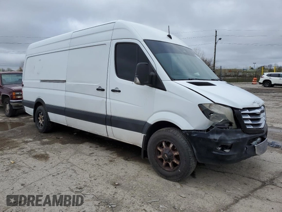 2014 Freightliner Sprinter with VIN WDYPE8DC3E5889037, listed as a Copart auction lot 50973045 with Not Provided miles and Clean Title. Bid and sale history available at DreamBid. Image 4.