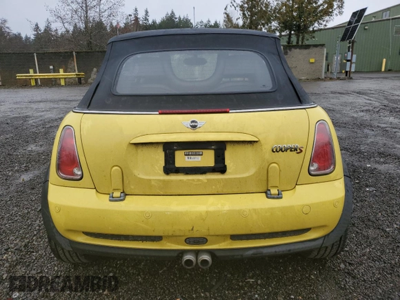 2005 MINI Convertible S with VIN WMWRH33475TF81762, listed as a Copart auction lot 46510115 with 139,199 mi miles and Salvage title. Bid and sale history available at DreamBid. Image 6.