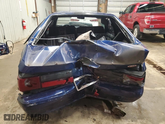1989 Ford Mustang z VIN 1FABP41A9KF195833, wystawiony jako Copart lot #51102975 z przebiegiem 39 598 mil mil oraz Szkoda całkowita • Salvage title. Historia ofert i sprzedaży dostępna na DreamBid. Obrazek 6.