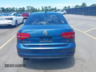 2015 Volkswagen Jetta SE с VIN 3VWD07AJXFM285827, выставлен на аукционе IAAI как лот 42325223 с пробегом 148 225 миль миль и . История ставок и продаж доступна на DreamBid. Изображение 17.