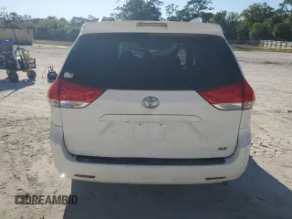 2014 Toyota Sienna XLE with VIN 5TDYK3DC4ES457160, listed as a Copart auction lot 48921425 with 0 mi miles and Salvage Title. Bid and sale history available at carsss.com. Image 6.