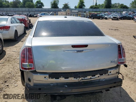 2012 Chrysler 300 C Luxury Series with VIN 2C3CCAPT7CH290770, listed as a Copart auction lot 55807484 with 81,042 mi miles and Salvage Title. Bid and sale history available at carsss.com. Image 6.
