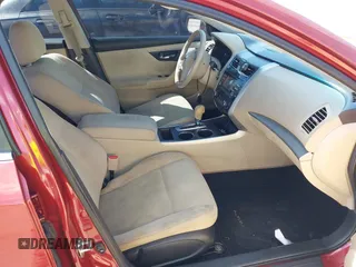 2015 Nissan Altima 2.5 S with VIN 1N4AL3AP9FC153529, listed as a IAAI auction lot 42031503 with 170,711 mi miles. Bid and sale history available at carsss.com. Image 5.