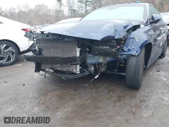 2019 Kia Optima LX with VIN 5XXGT4L37KG312708, listed as a IAAI auction lot 41518703 with 84,983 mi miles. Bid and sale history available at carsss.com. Image 6.