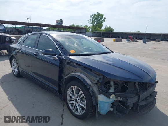 2014 Lincoln MKZ with VIN 3LN6L2GK7ER819756, listed as a IAAI auction lot 42242399 with 140,483 mi miles and . Bid and sale history available at DreamBid. Image 1.