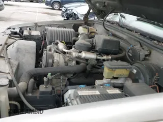 1998 Chevrolet Silverado 1500 z VIN 2GCEC19R6W1154228, wystawiony jako IAAI lot #42820575 z przebiegiem 194 802 mil mil oraz . Historia ofert i sprzedaży dostępna na DreamBid. Obrazek 16.