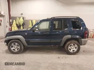 2007 Jeep Liberty Sport with VIN 1J4GL48K67W512690, listed as a IAAI auction lot 41842121 with 199,540 mi miles. Bid and sale history available at carsss.com. Image 14.