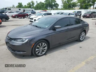 2016 Chrysler 200 S z VIN 1C3CCCBGXGN108904, wystawiony jako Copart lot #58985545 z przebiegiem 105 295 mil mil oraz Czysty tytuł • Clean title. Historia ofert i sprzedaży dostępna na DreamBid. Obrazek 1.