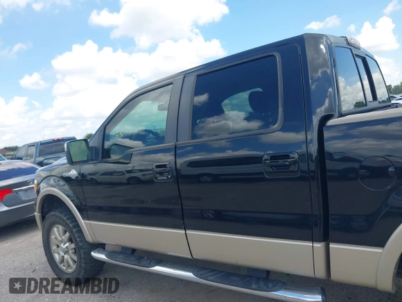 2009 Ford F-150 XL с VIN 1FTPW14VX9KB90058, выставлен на аукционе IAAI как лот 42608936 с пробегом 200 050 миль миль и . История ставок и продаж доступна на DreamBid. Изображение 14.