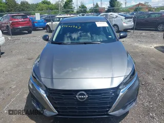 2025 Nissan Altima SV with VIN 1N4BL4DV0SN381826, listed as a IAAI auction lot 42201363 with 2,071 mi miles and . Bid and sale history available at DreamBid. Image 12.