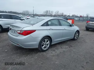 2011 Hyundai Sonata GLS with VIN 5NPEB4AC8BH063854, listed as a IAAI auction lot 41195819 with 181,700 mi miles. Bid and sale history available at carsss.com. Image 4.