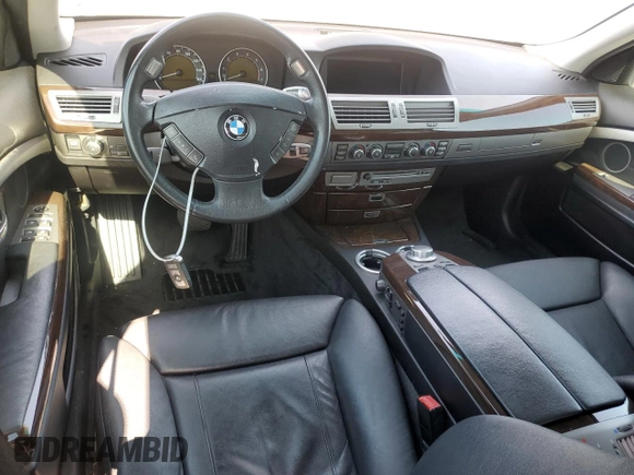 2007 BMW 7 Series 750i с VIN WBAHL83547DT07767, выставлен на аукционе Copart как лот 56233895 с пробегом 141 455 миль миль и Списание • Salvage title. История ставок и продаж доступна на DreamBid. Изображение 8.