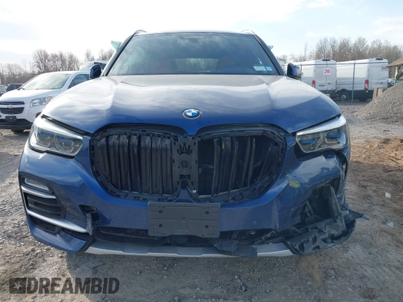 2021 BMW X5 xDrive45e with VIN 5UXTA6C07M9F32034, listed as a IAAI auction lot 41832720 with 28,453 mi miles. Bid and sale history available at carsss.com. Image 6.