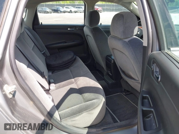 2008 Chevrolet Impala LS with VIN 2G1WB55K789143680, listed as a IAAI auction lot 41990732 with 203,647 mi miles and . Bid and sale history available at DreamBid. Image 8.