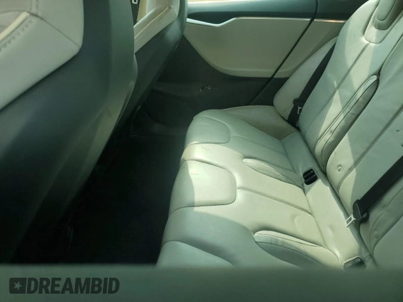 2013 Tesla Model S Performance с VIN 5YJSA1DP3DFP14019, выставлен на аукционе Copart как лот 59503525 с пробегом Не указан миль и Списание • Salvage title. История ставок и продаж доступна на DreamBid. Изображение 10.