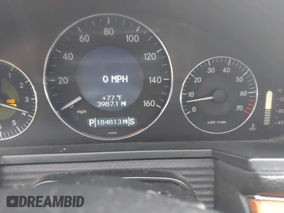 2008 Mercedes-Benz E 350 Luxury z VIN WDBUF87X58B270308, wystawiony jako IAAI lot #42377231 z przebiegiem 184 813 mil mil oraz . Historia ofert i sprzedaży dostępna na DreamBid. Obrazek 7.