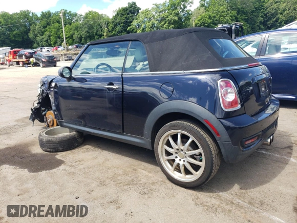 2012 MINI Convertible S z VIN WMWZP3C58CT550011, wystawiony jako Copart lot #57512034 z przebiegiem 71 366 mil mil oraz Szkoda całkowita • Salvage title. Historia ofert i sprzedaży dostępna na DreamBid. Obrazek 2.