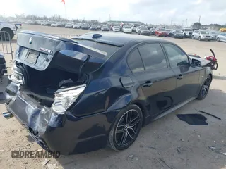 2008 BMW 5 Series 550i with VIN WBANW535X8CT52695, listed as a IAAI auction lot 41524377 with 159,971 mi miles. Bid and sale history available at carsss.com. Image 4.