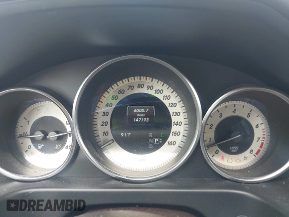 2014 Mercedes-Benz E 350 Luxury with VIN WDDHF8JB4EB029082, listed as a IAAI auction lot 42127782 with 147,193 mi miles and . Bid and sale history available at DreamBid. Image 7.