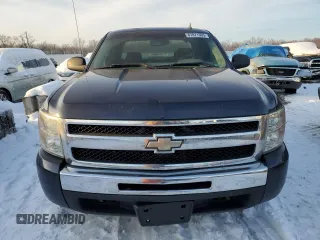2010 Chevrolet Silverado 1500 LS with VIN 1GCSCREA7AZ180080, listed as a Copart auction lot 87871305 with 279,451 mi miles and Non Repairable. Bid and sale history available at carsss.com. Image 5.