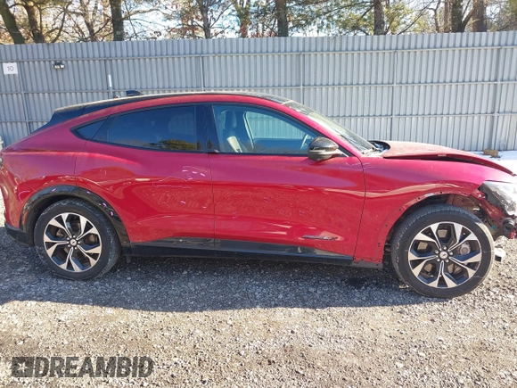 2022 Ford Mustang Mach-E Premium с VIN 3FMTK3SU0NMA49126, выставлен на аукционе IAAI как лот 41363406 с пробегом 16 911 миль миль и . История ставок и продаж доступна на DreamBid. Изображение 13.