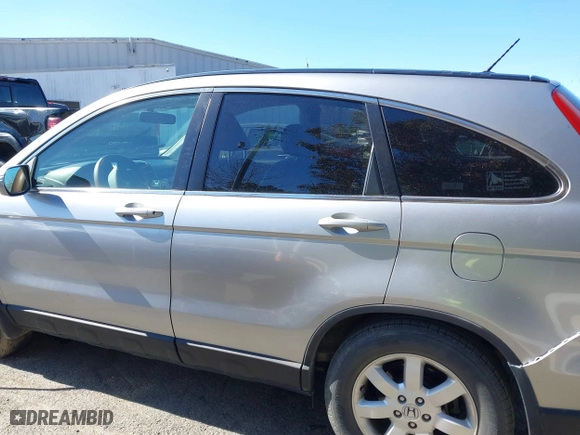 2007 Honda CR-V EX-L with VIN JHLRE38737C026941, listed as a IAAI auction lot 41826105 with 186,537 mi miles. Bid and sale history available at carsss.com. Image 14.