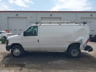 2014 Ford Econoline Cargo Super Duty Commercial with VIN 1FTSE3ELXEDA25101, listed as a IAAI auction lot 41876669 with 221,683 mi miles. Bid and sale history available at carsss.com. Image 15.