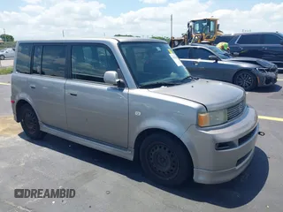 2006 Scion xB z VIN JTLKT324264122365, wystawiony jako IAAI lot #42315138 z przebiegiem 294 826 mil mil oraz . Historia ofert i sprzedaży dostępna na DreamBid. Obrazek 1.