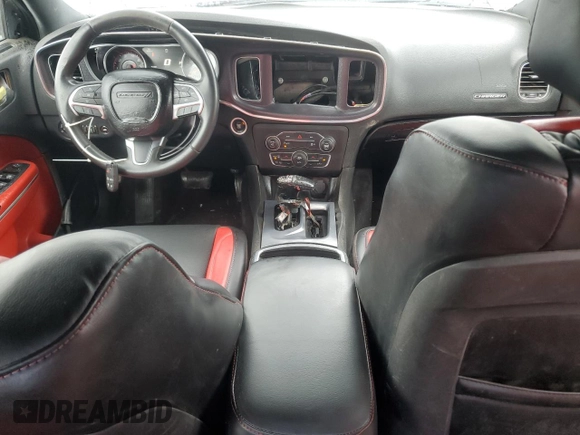 2017 Dodge Charger R/T z VIN 2C3CDXCT3HH559098, wystawiony jako Copart lot #56300175 z przebiegiem 108 000 mil mil oraz Szkoda całkowita • Salvage title. Historia ofert i sprzedaży dostępna na DreamBid. Obrazek 8.