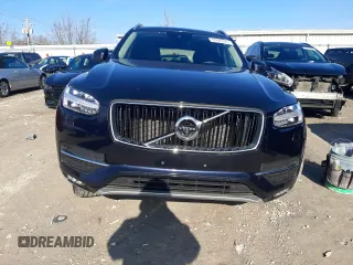 2019 Volvo XC90 Momentum z VIN YV4102PK8K1456992, wystawiony jako Copart lot #44600625 z przebiegiem 88 338 mil mil oraz Szkoda całkowita • Salvage title. Historia ofert i sprzedaży dostępna na DreamBid. Obrazek 5.