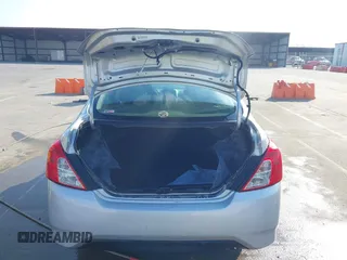 2017 Nissan Versa SV z VIN 3N1CN7AP3HK427702, wystawiony jako IAAI lot #41741711 z przebiegiem 146 889 mil mil oraz . Historia ofert i sprzedaży dostępna na DreamBid. Obrazek 6.