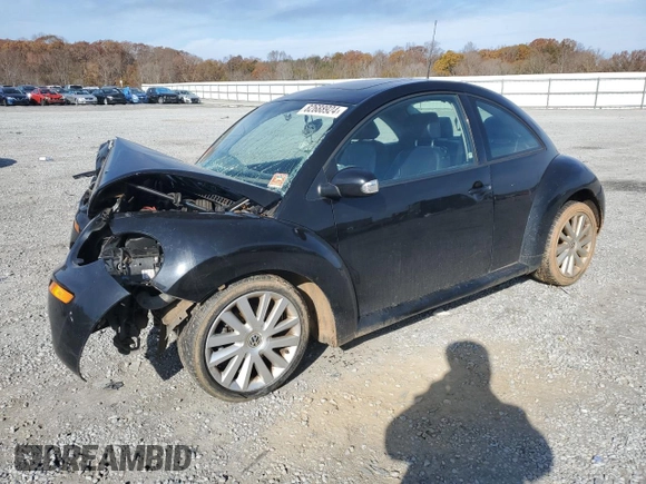 2008 Volkswagen Beetle S с VIN 3VWRG31CX8M522475, выставлен на аукционе Copart как лот 82688924 с пробегом Не указан миль и Списание • Salvage title. История ставок и продаж доступна на DreamBid. Изображение 1.