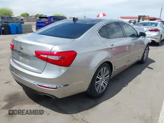 2015 Kia Cadenza Premium z VIN KNALN4D75F5174264, wystawiony jako IAAI lot #42004287 z przebiegiem 100 385 mil mil oraz . Historia ofert i sprzedaży dostępna na DreamBid. Obrazek 4.
