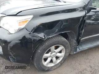 2013 Lexus GX 460 with VIN JTJBM7FX8D5062214, listed as a IAAI auction lot 40712576 with Not Provided miles and . Bid and sale history available at DreamBid. Image 17.