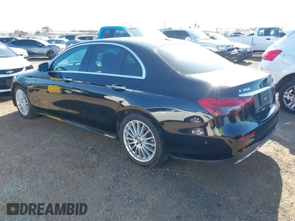 2021 Mercedes-Benz E-Class E 350 with VIN W1KZF8DB6MA946755, listed as a IAAI auction lot 41830692 with 33,841 mi miles. Bid and sale history available at carsss.com. Image 3.