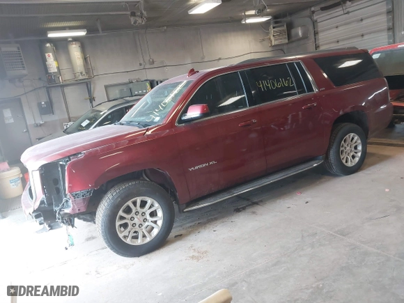 2017 GMC Yukon XL SLT with VIN 1GKS2GKC4HR119541, listed as a IAAI auction lot 41406162 with 242,476 mi miles. Bid and sale history available at carsss.com. Image 17.
