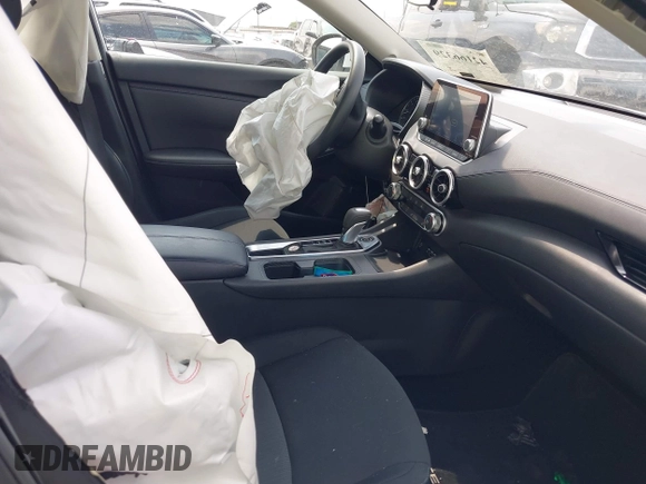 2024 Nissan Sentra SV with VIN 3N1AB8CV0RY297135, listed as a IAAI auction lot 42166329 with 83,038 mi miles and . Bid and sale history available at DreamBid. Image 5.