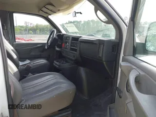 2008 Chevrolet Express Cargo Van with VIN 1GCGG25C181100994, listed as a IAAI auction lot 41994498 with 141,201 mi miles. Bid and sale history available at carsss.com. Image 5.
