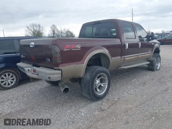 2003 Ford Super Duty F-250 XL with VIN 1FTNW21P93EC49772, listed as a IAAI auction lot 40284045 with 276,418 mi miles. Bid and sale history available at carsss.com. Image 4.