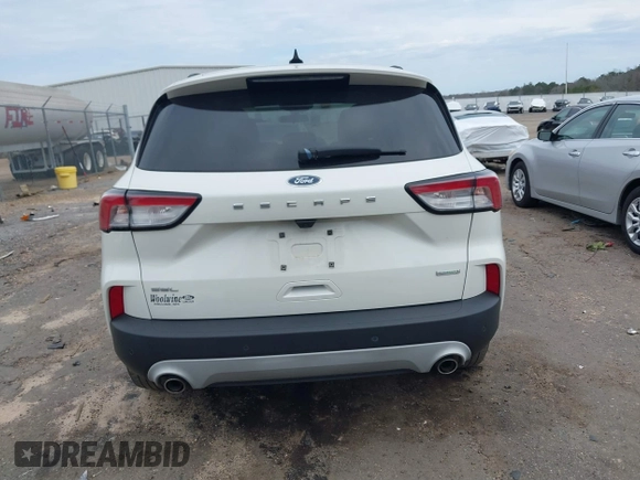 2020 Ford Escape SEL with VIN 1FMCU0H63LUB08437, listed as a IAAI auction lot 41691341 with 68,974 mi miles and . Bid and sale history available at carsss.com. Image 17.