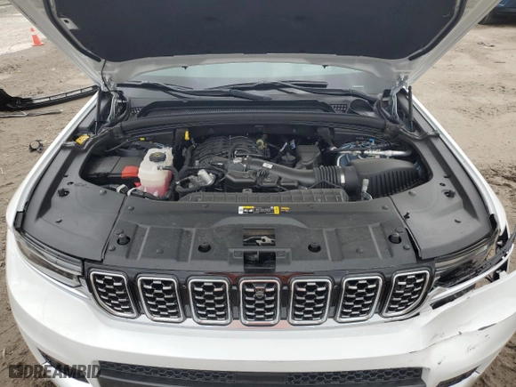 2024 Jeep Grand Cherokee L Summit Reserve with VIN 1C4RJKEG1R8592741, listed as a Copart auction lot 75413524 with 4,647 mi miles and Salvage Title. Bid and sale history available at carsss.com. Image 13.