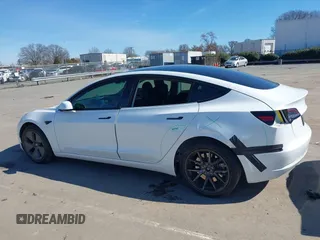 2023 Tesla Model 3 z VIN 5YJ3E1EA1PF545223, wystawiony jako IAAI lot #41591588 z przebiegiem 26 523 mil mil oraz . Historia ofert i sprzedaży dostępna na DreamBid. Obrazek 14.