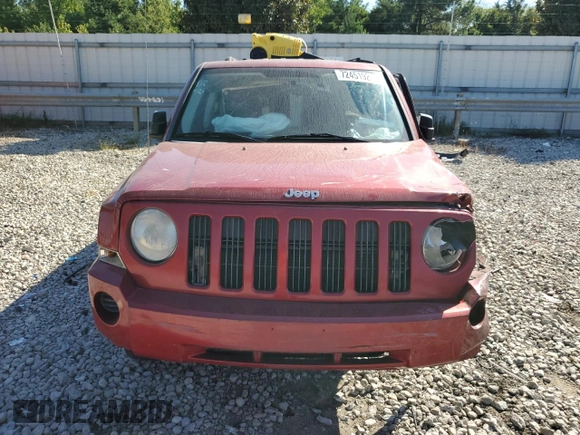 2008 Jeep Patriot Sport z VIN 1J8FF28W78D525731, wystawiony jako Copart lot #72451924 z przebiegiem Nie podano mil oraz Szkoda całkowita • Salvage title. Historia ofert i sprzedaży dostępna na DreamBid. Obrazek 5.