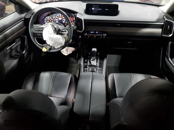 2024 Mazda CX-50 2.5 Turbo with VIN 7MMVABXY3RN239584, listed as a Copart auction lot 88502025 with Not Provided miles and Salvage Title. Bid and sale history available at DreamBid. Image 8.