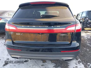 2016 Lincoln MKX Select with VIN 2LMTJ8KR5GBL55338, listed as a IAAI auction lot 41431389 with 93,181 mi miles. Bid and sale history available at carsss.com. Image 16.