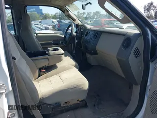 2008 Ford F-250 XL с VIN 1FTSW21Y08ED07710, выставлен на аукционе IAAI как лот 42663172 с пробегом 183 352 миль миль и . История ставок и продаж доступна на DreamBid. Изображение 5.