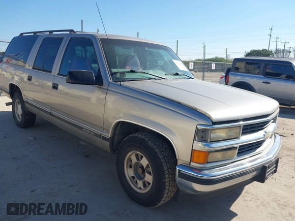 1999 Chevrolet Suburban with VIN 3GNEC16RXXG111175, listed as a IAAI auction lot 41193569 with 276,326 mi miles and . Bid and sale history available at DreamBid. Image 1.
